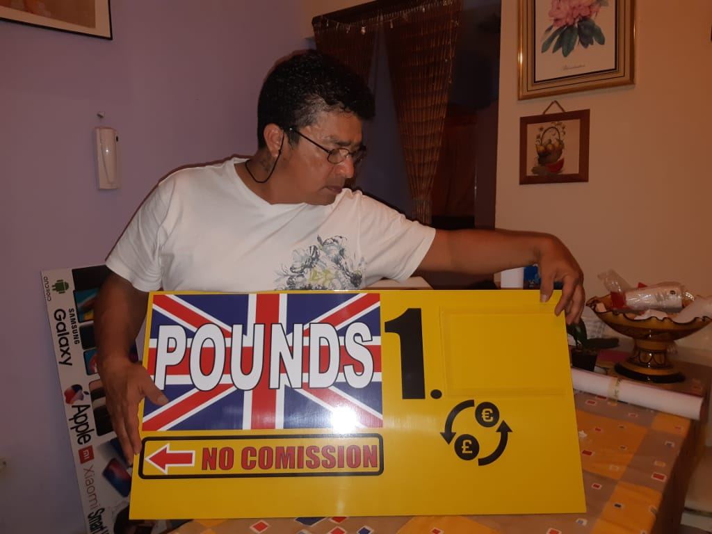 Cartel Pounds sin comisión